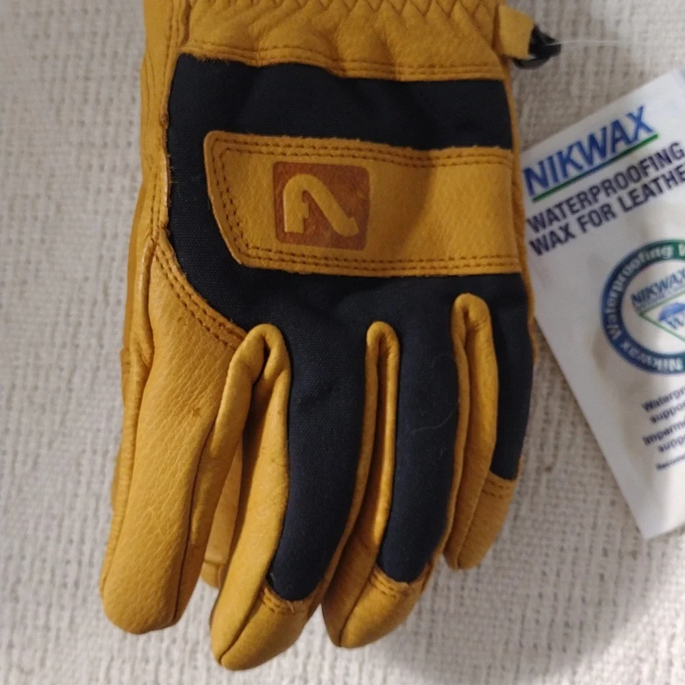 NWT Flylow Magarac Glove Leather Natural/Black Mens Work Gloves Size XS - Picture 2 of 7